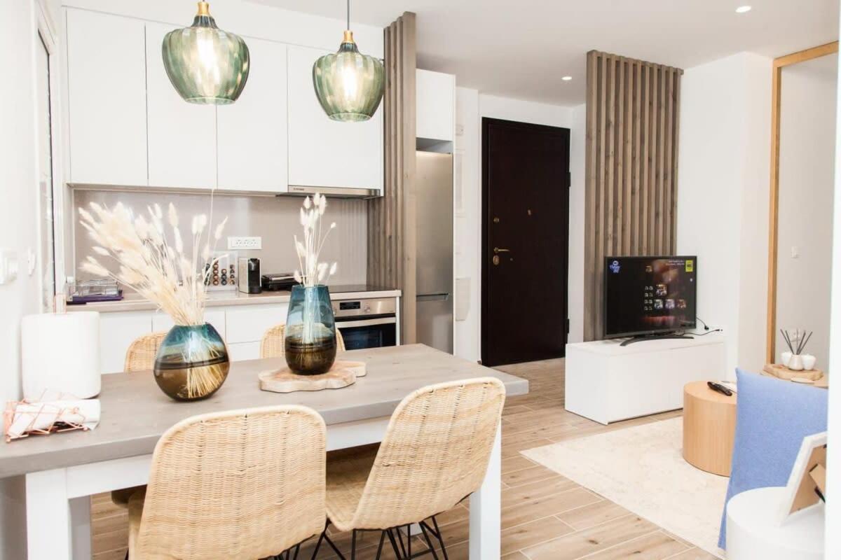 Comfortable 2 Bd Apt Near Sintagma Square เอเธนส์ ภายนอก รูปภาพ