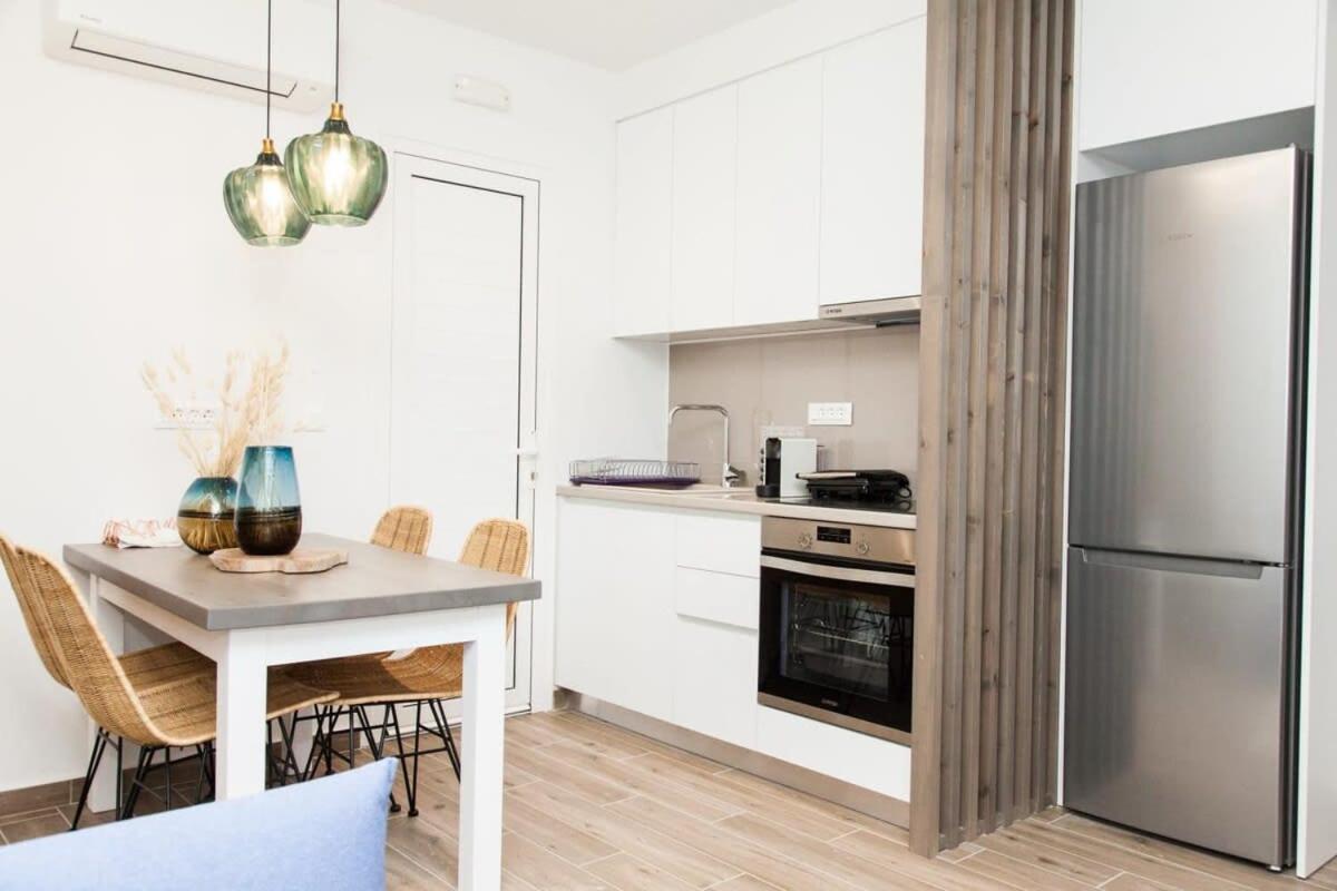 Comfortable 2 Bd Apt Near Sintagma Square เอเธนส์ ภายนอก รูปภาพ
